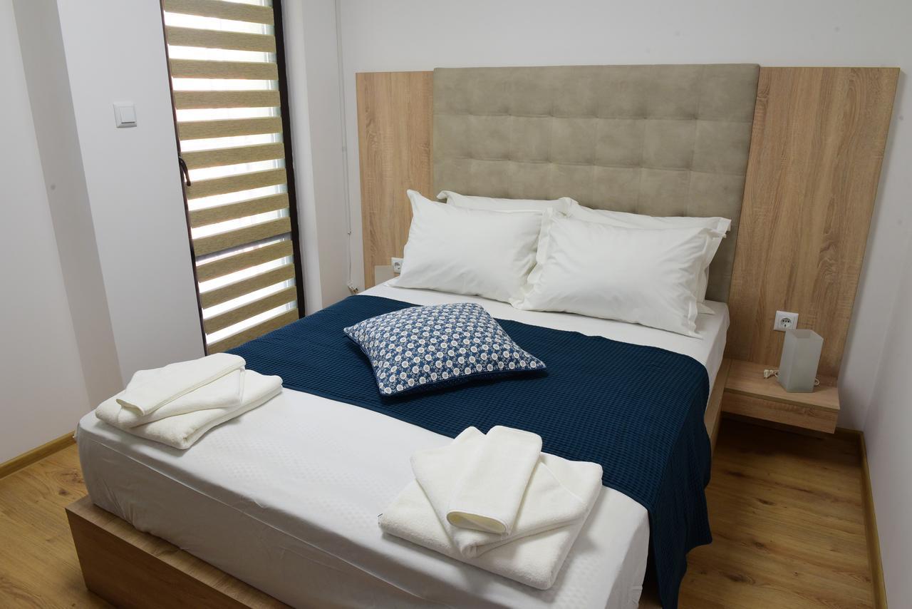 Hotel Active Apartments トゥルゴヴィシテ エクステリア 写真