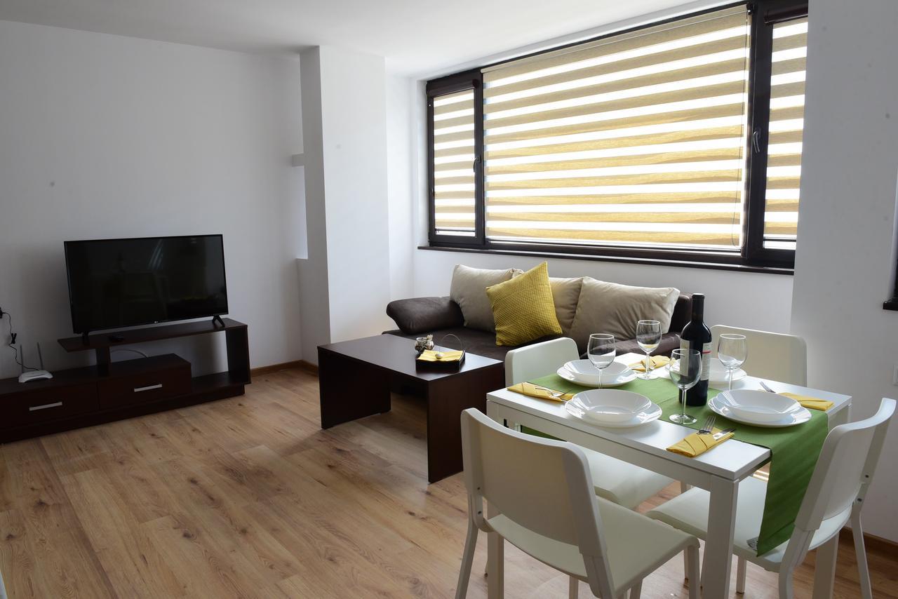 Hotel Active Apartments トゥルゴヴィシテ エクステリア 写真
